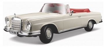 31811 Mercedes-Benz 280SE Cabriolet 1967 creme 1:18